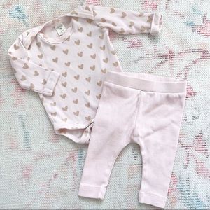 SOLD ❌ Kate Quinn Bodysuit & Legging Set